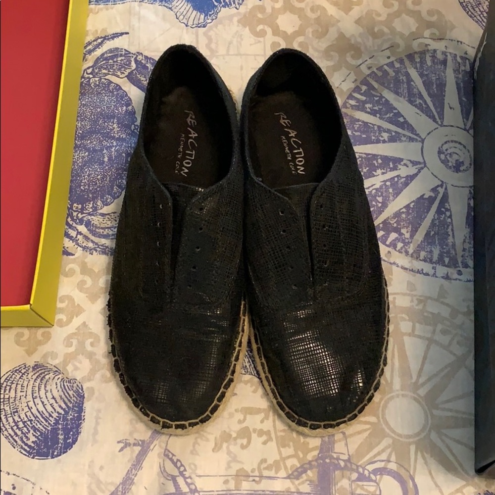 New in Box Kenneth Cole Loafers
